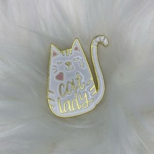 ✨NEW Cat Mom Pin in White🐈